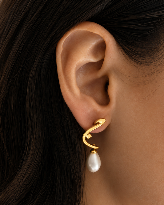Pearl Curve Earrings