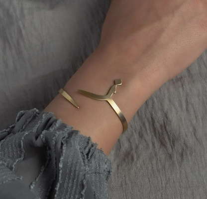 Letter Elegant Bracelet